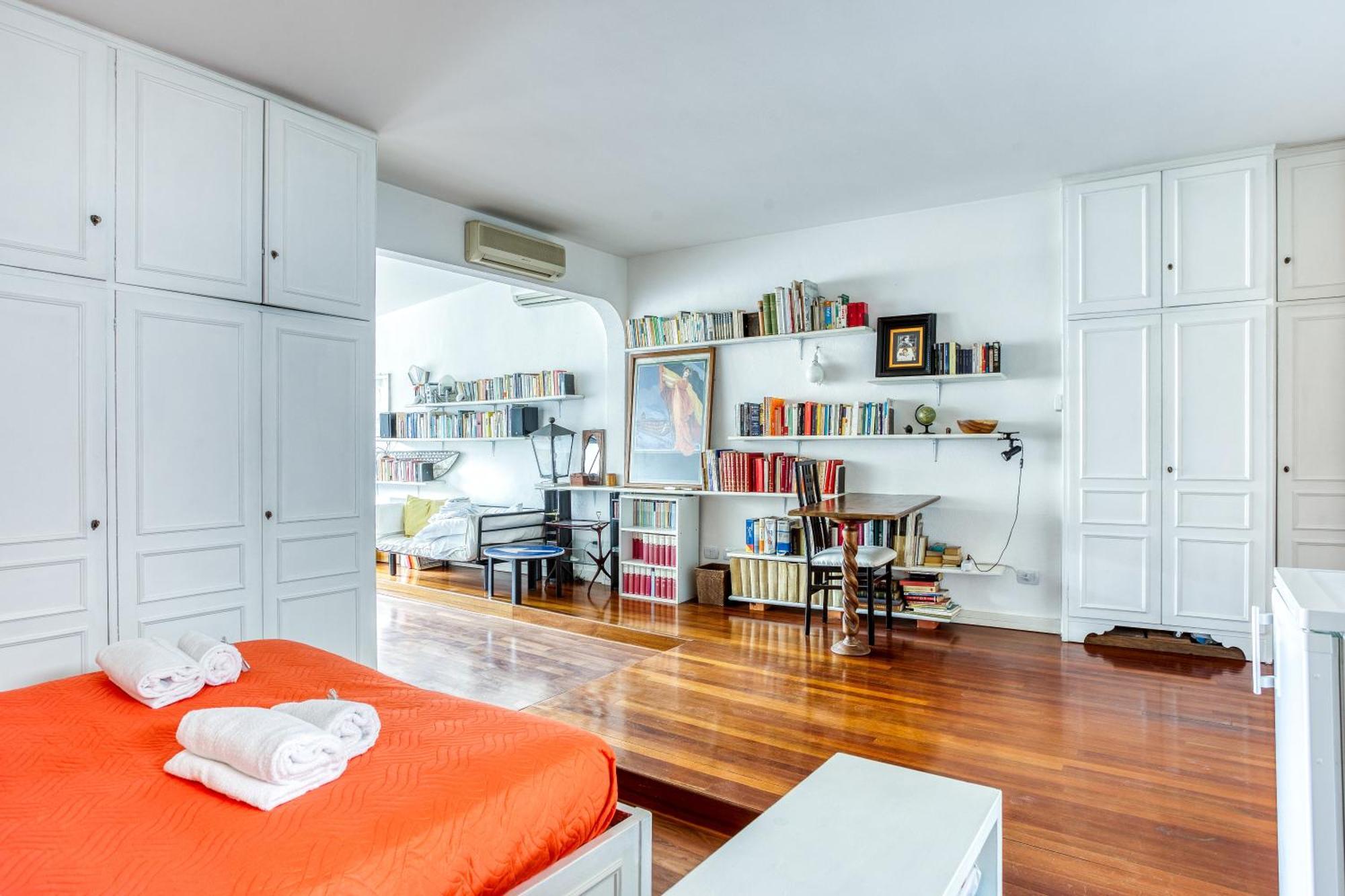 Main Loft Capocci - Rione Monti Apartment Roma Exterior foto
